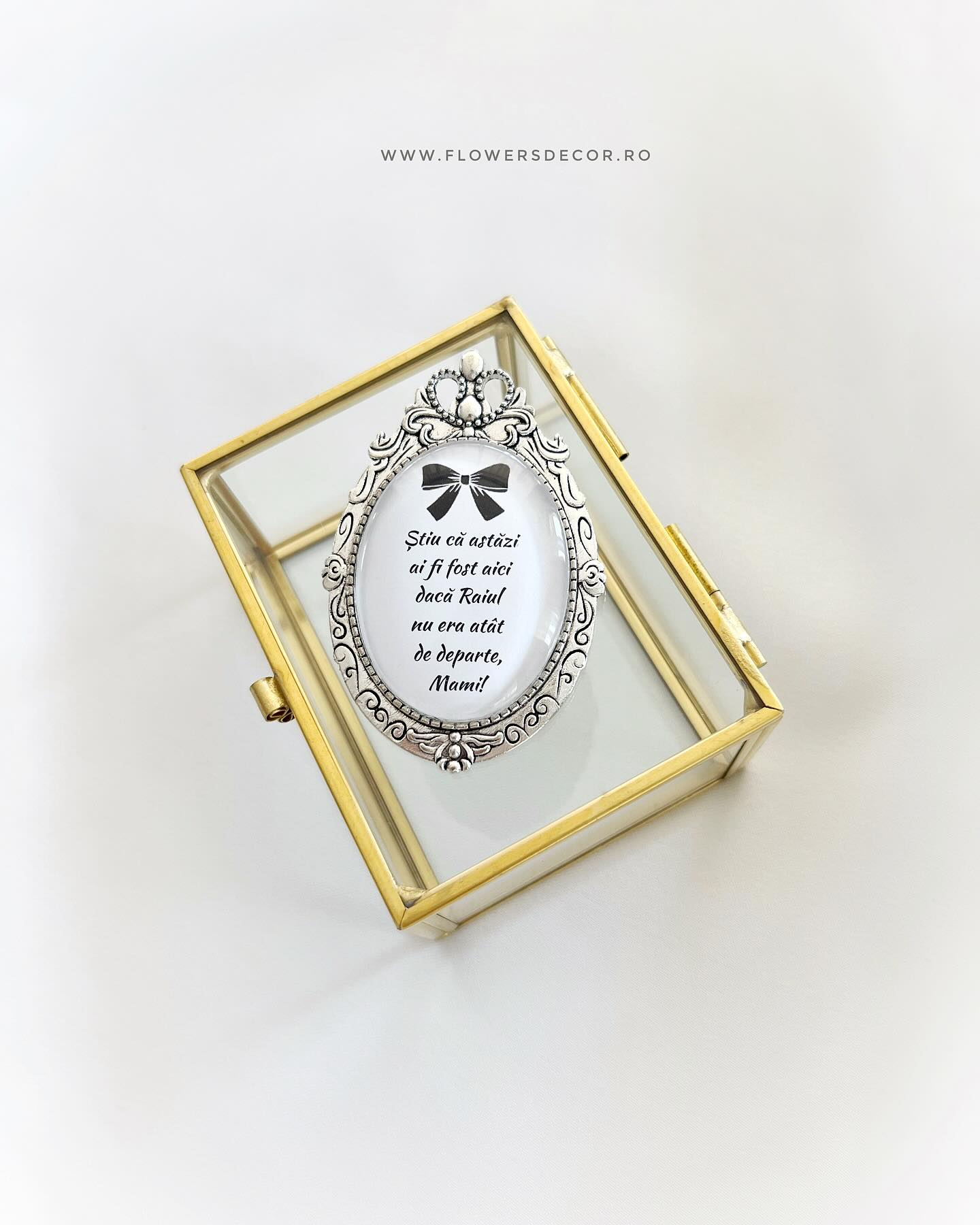 brosa memoriala mama