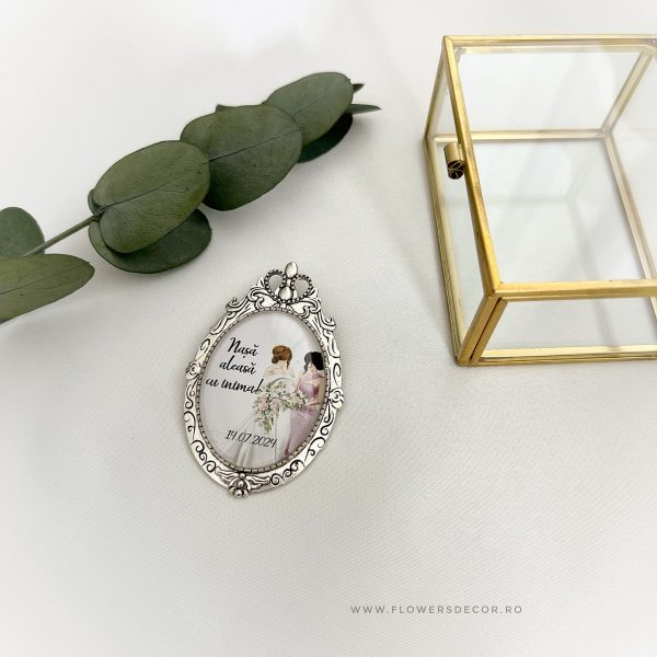 Brosa personalizata pentru buchet nasa, Veleour